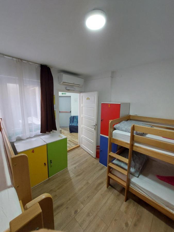 Hostel Inn Downtown Belgrado Esterno foto
