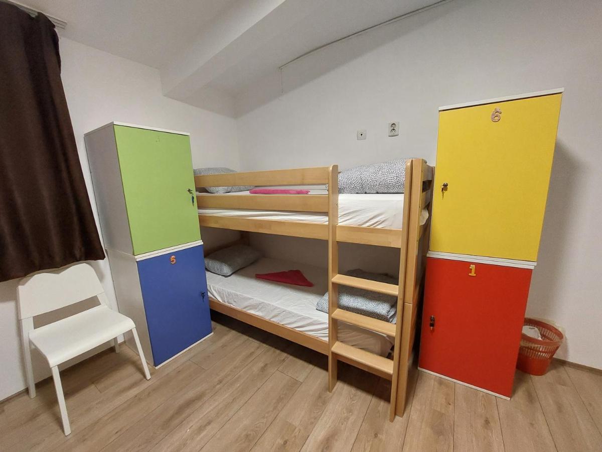 Hostel Inn Downtown Belgrado Esterno foto