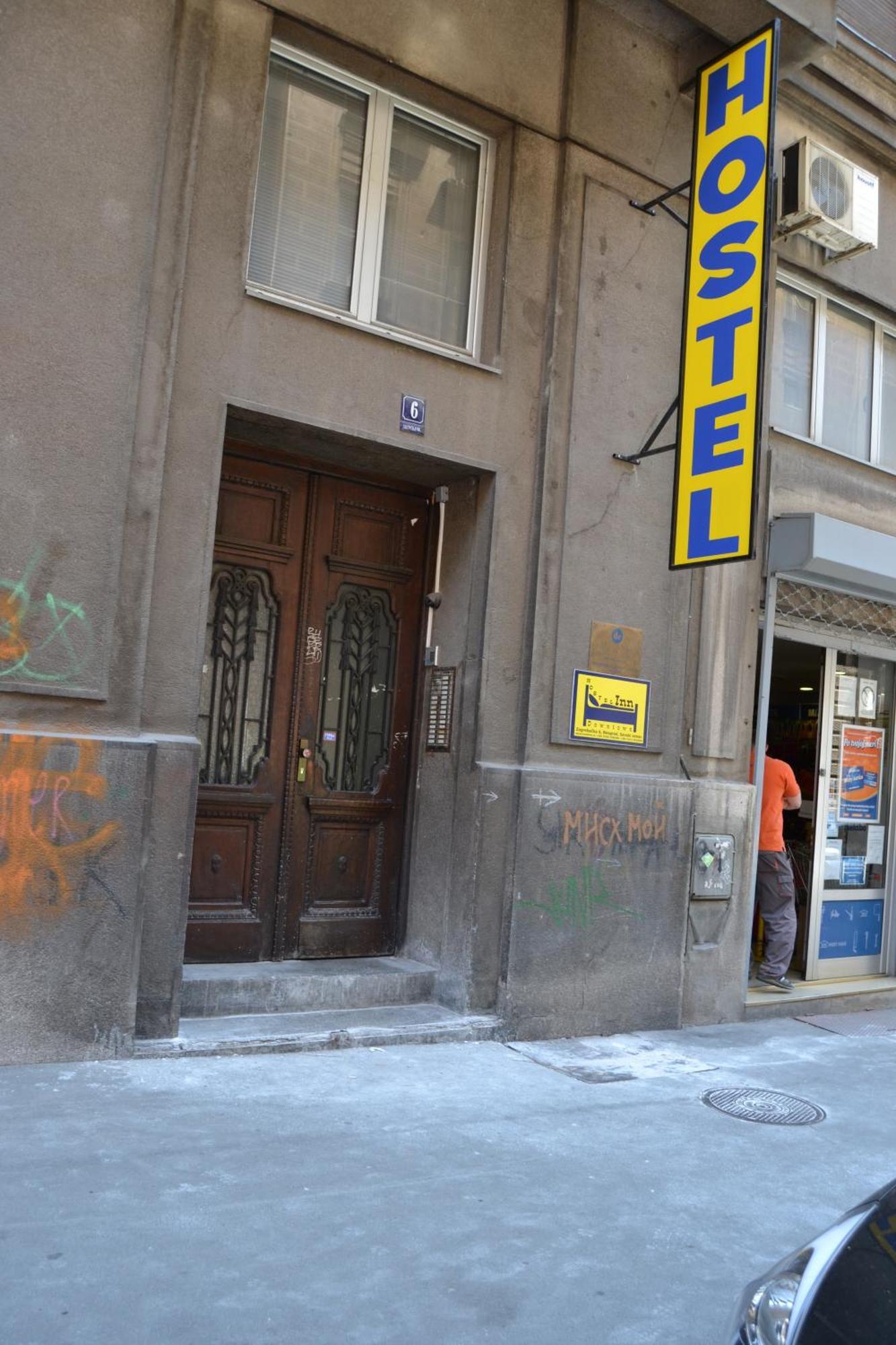 Hostel Inn Downtown Belgrado Esterno foto