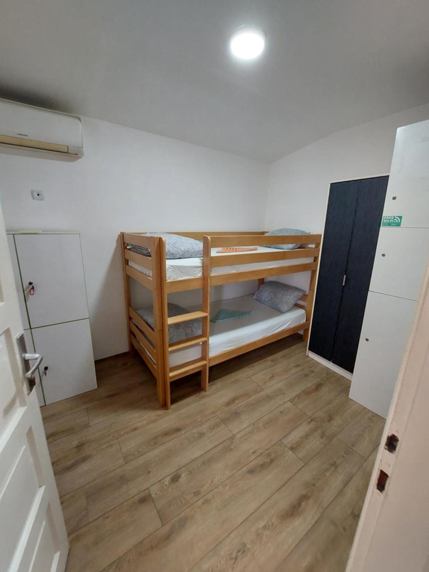 Hostel Inn Downtown Belgrado Esterno foto